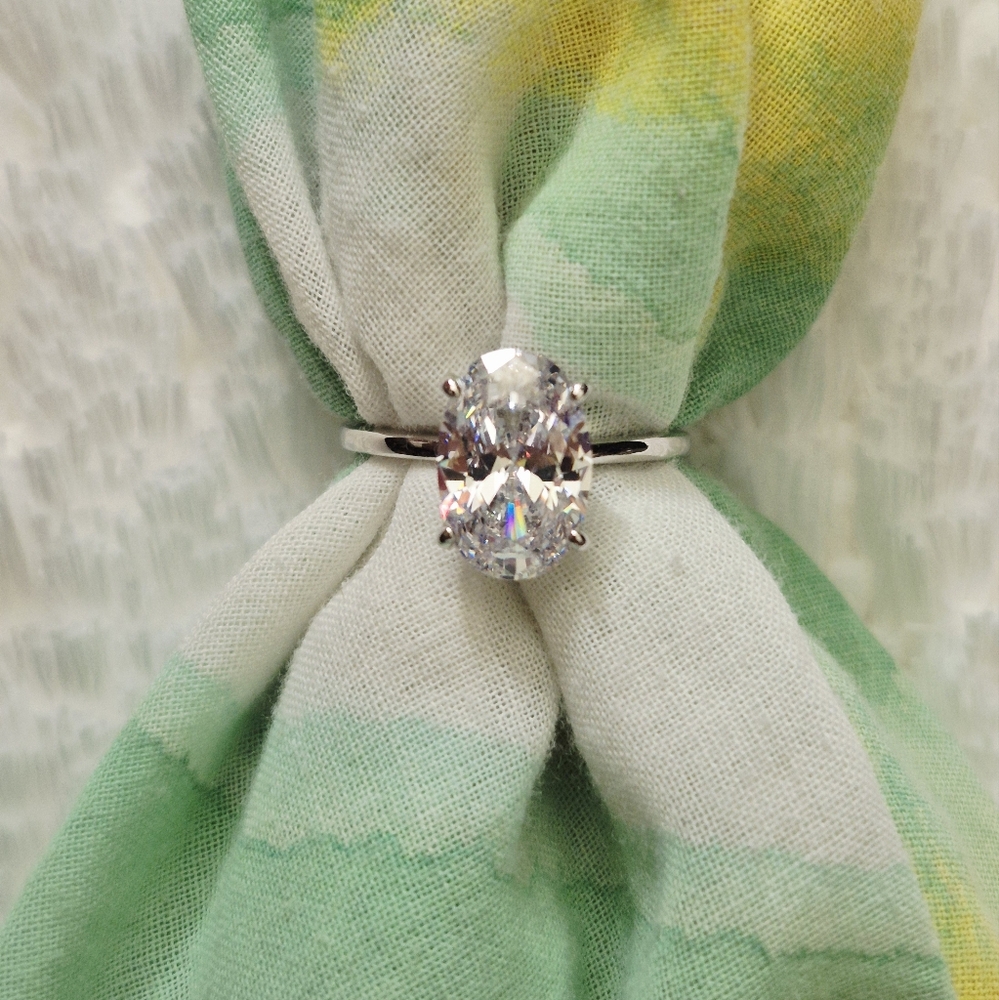 925 Sterling Silver Oval Engagement Ring - Picture 4 of 8